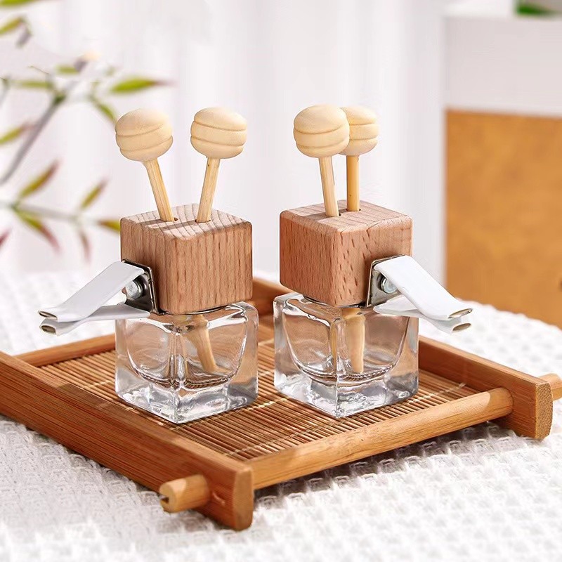 Square shape clear 8ml wooden hanging  car perfuem bottle with clip (4)